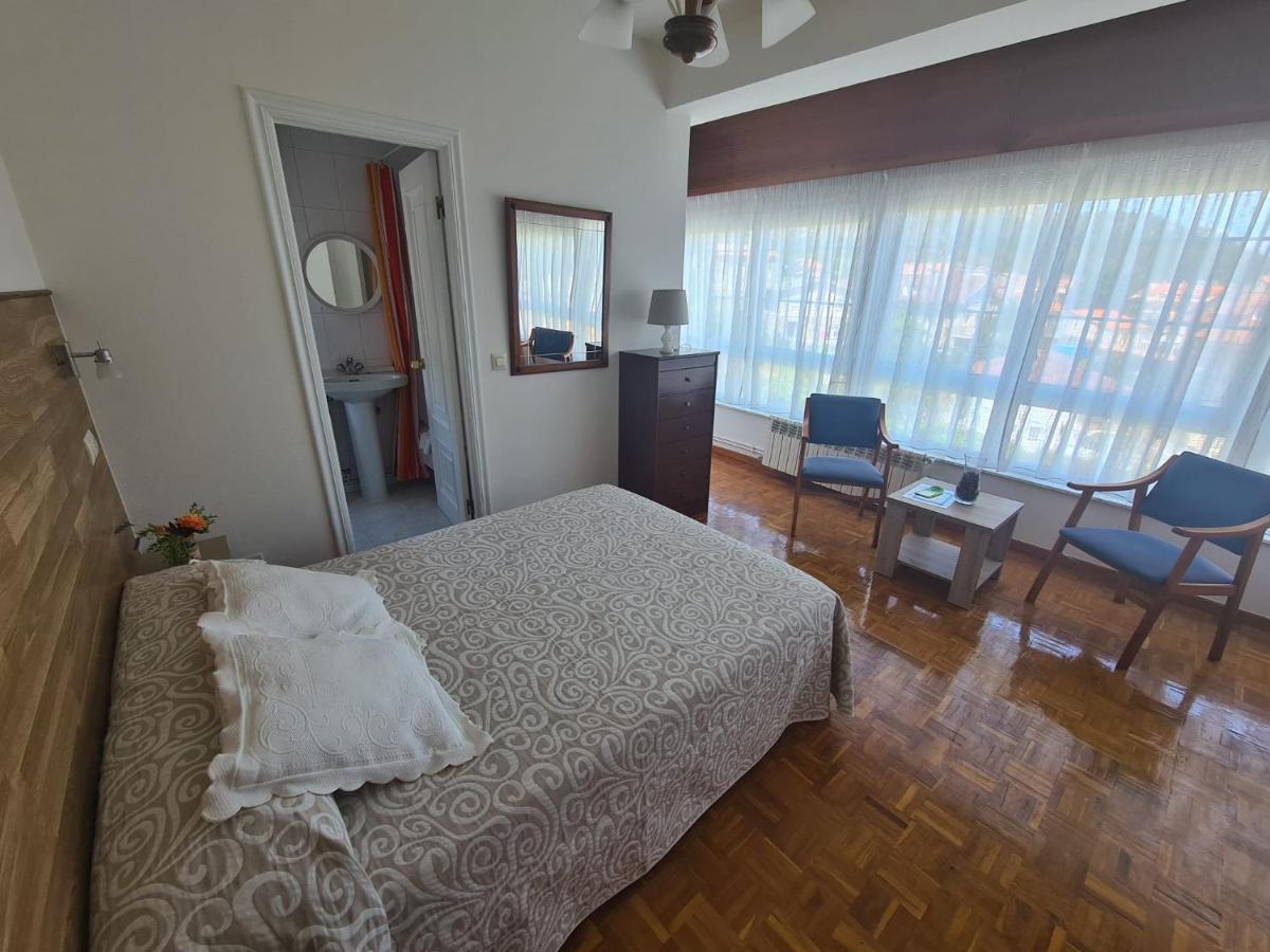 Готель Hostal Playa Atlantica Louro Екстер'єр фото