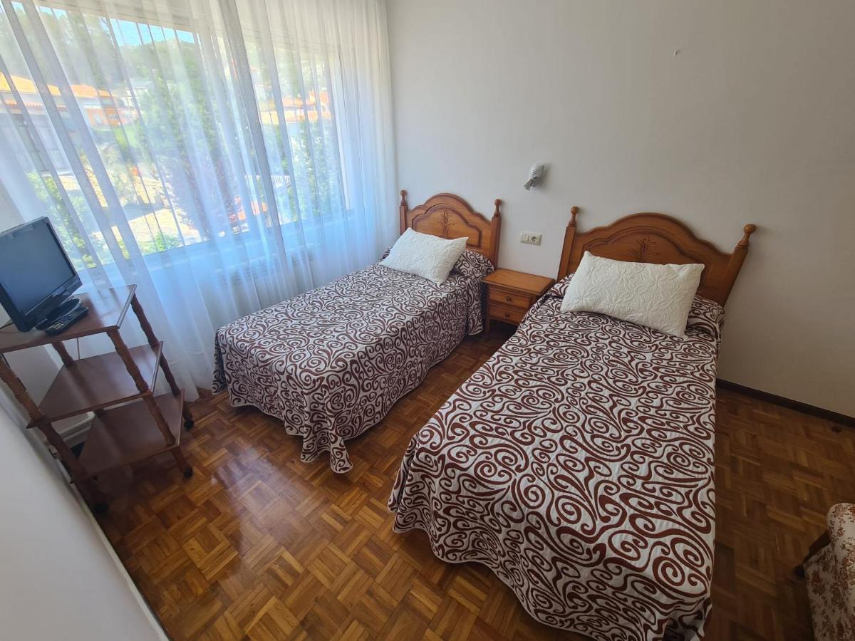 Готель Hostal Playa Atlantica Louro Екстер'єр фото