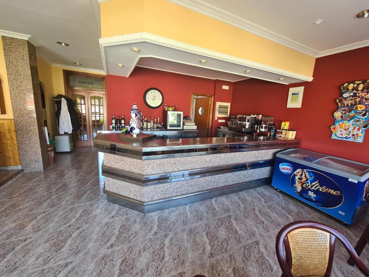 Готель Hostal Playa Atlantica Louro Екстер'єр фото